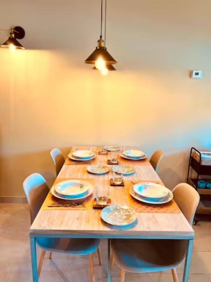 Lido Galeazzi Giant Pool Appartement Sirmione Buitenkant foto