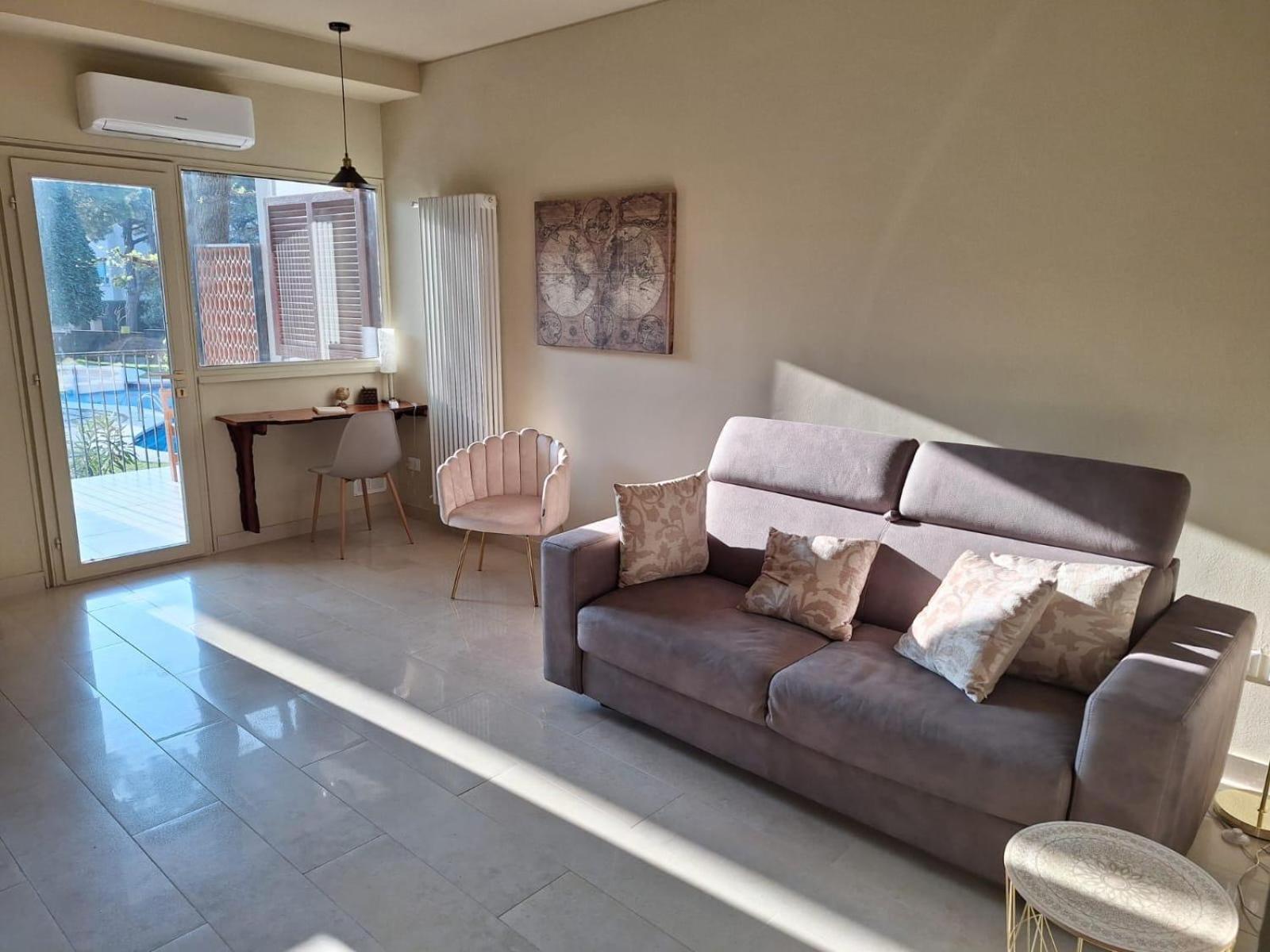 Lido Galeazzi Giant Pool Appartement Sirmione Buitenkant foto