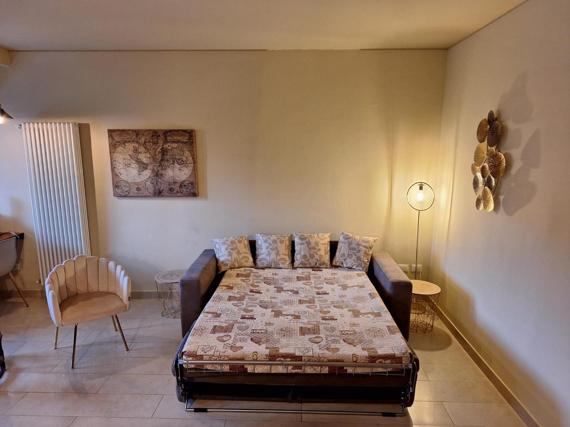 Lido Galeazzi Giant Pool Appartement Sirmione Buitenkant foto